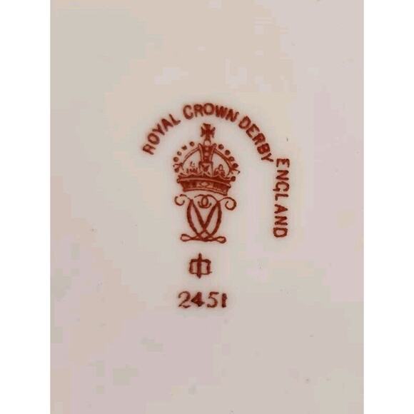 2 ROYAL CROWN DERBY Porcelain IMARI #2451 Saucers Gold Overlay ~ England - Picture 3 of 4